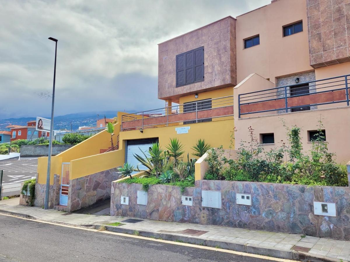 Los Briones Puerto de la Cruz  Bagian luar foto